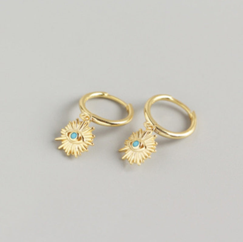 S925 Eye & Seahorse Huggie Earrings — product view